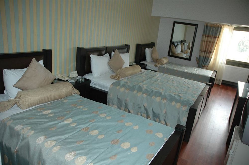 Ulasan Hotel Caravan Camping Ankara Exterior foto
